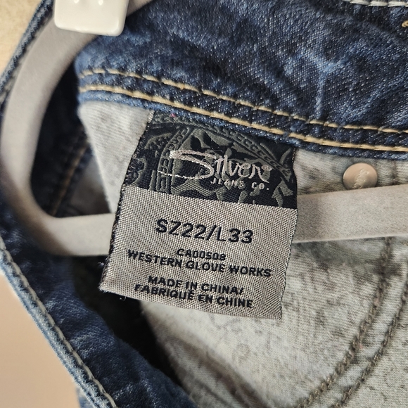 Silver Jeans women's 22/33L, distressed look. - Picture 3 of 3